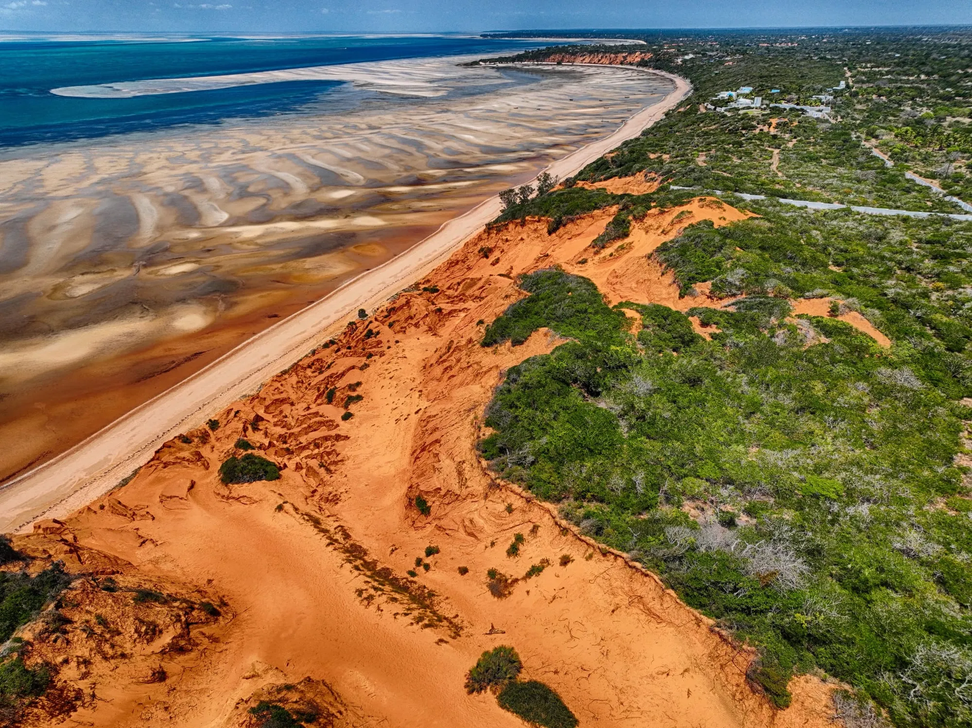 Vista aérea de uma ilha de areia no Arquipélago do Bazaruto